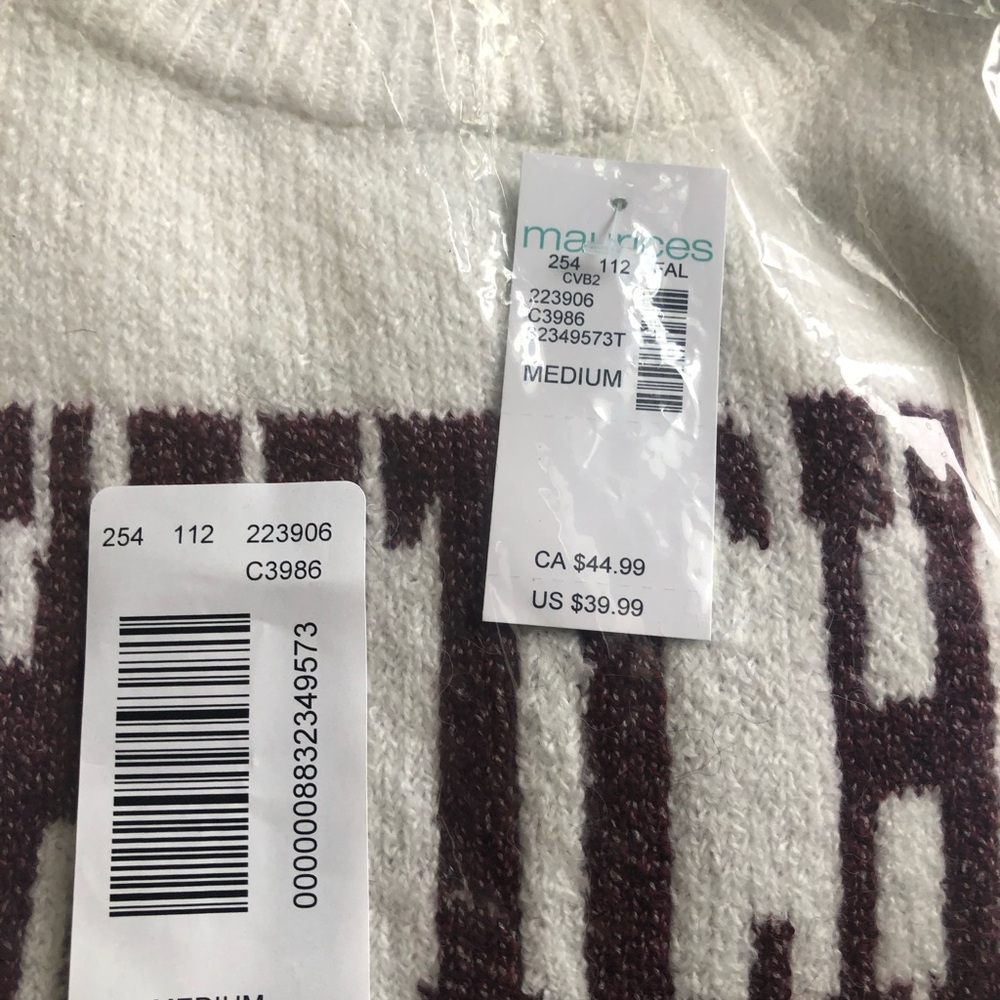 NEW WITH TAGS BILLOWING SOFT SWEATER
